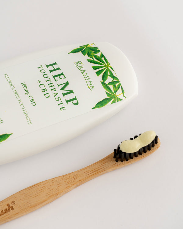 Prirodna pasta za zube od konoplje